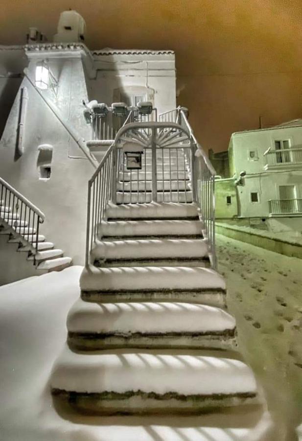 Вилла Casa Isabella Монте-Сант'Анджело Экстерьер фото